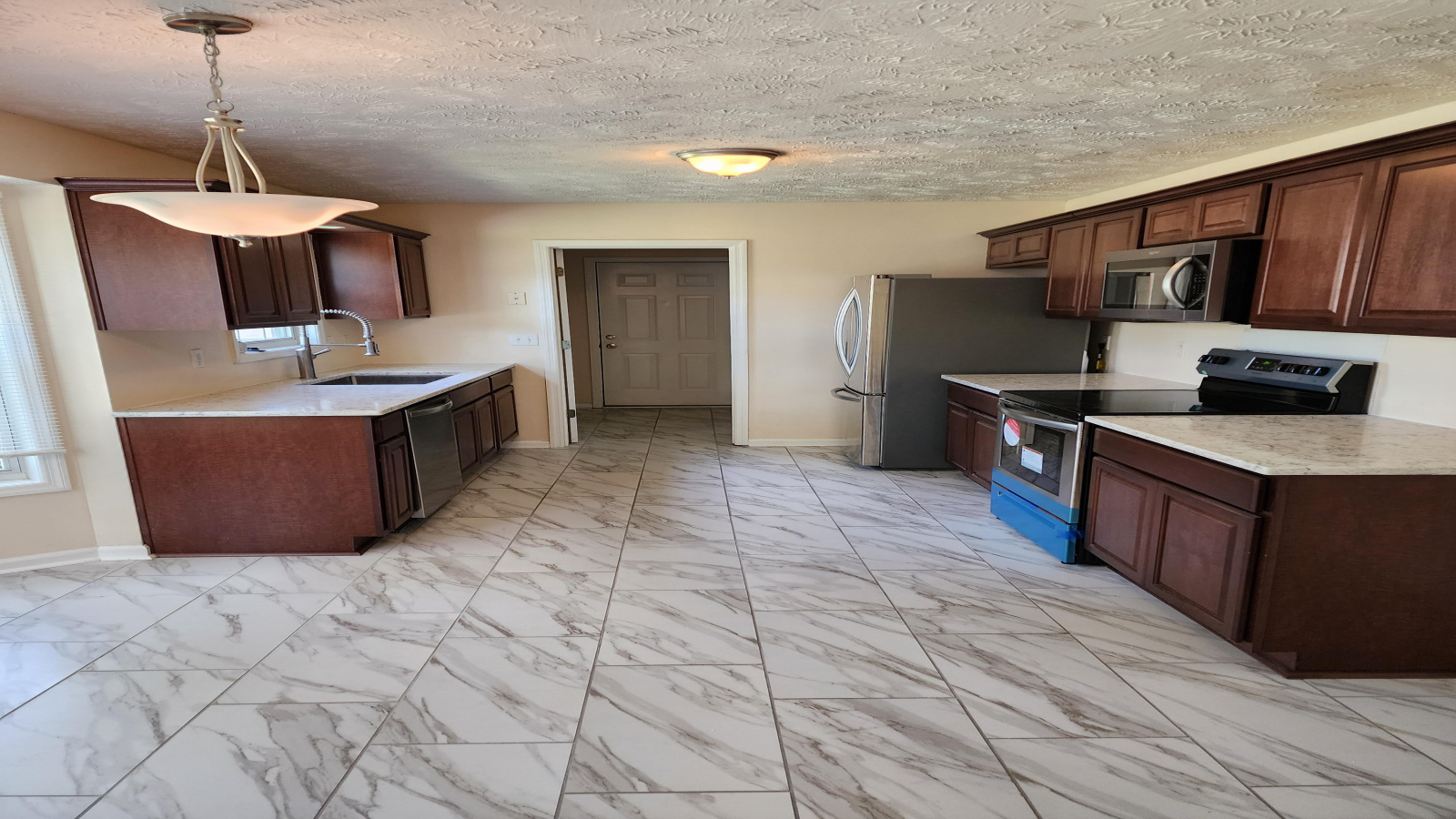 4 Bedroom 2 Bath Home for Rent in Raeford NC