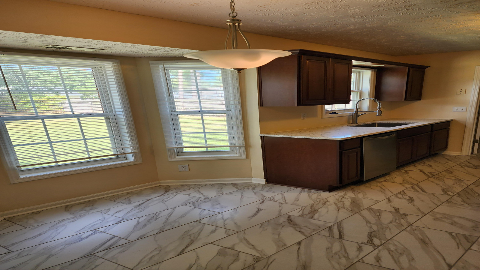 4 Bedroom 2 Bath Home for Rent in Raeford NC