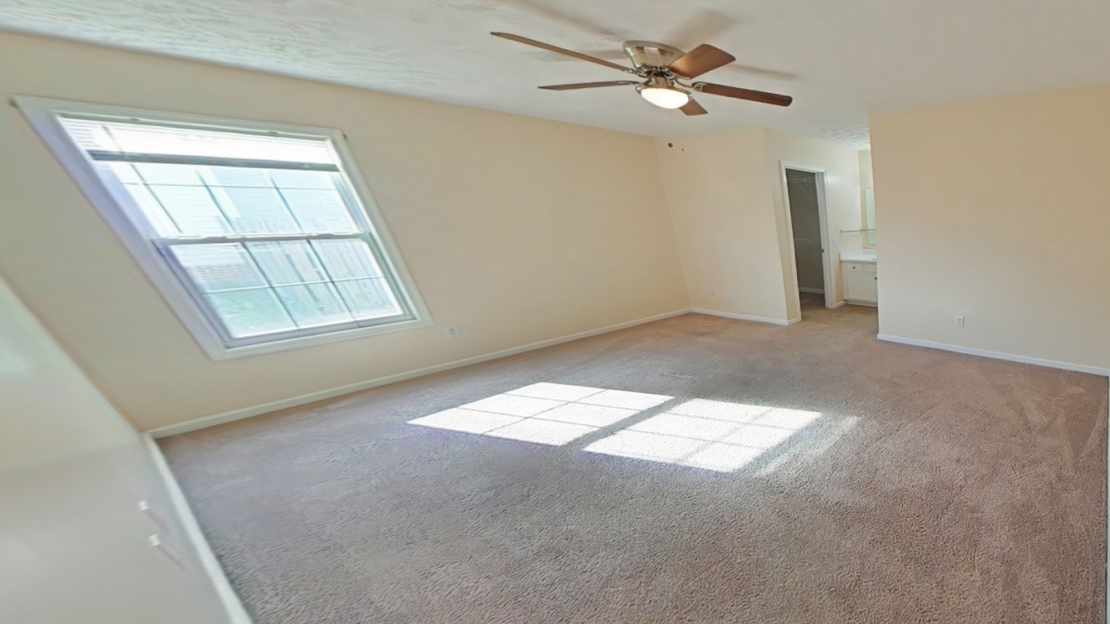 4 Bedroom 2 Bath Home for Rent in Raeford NC